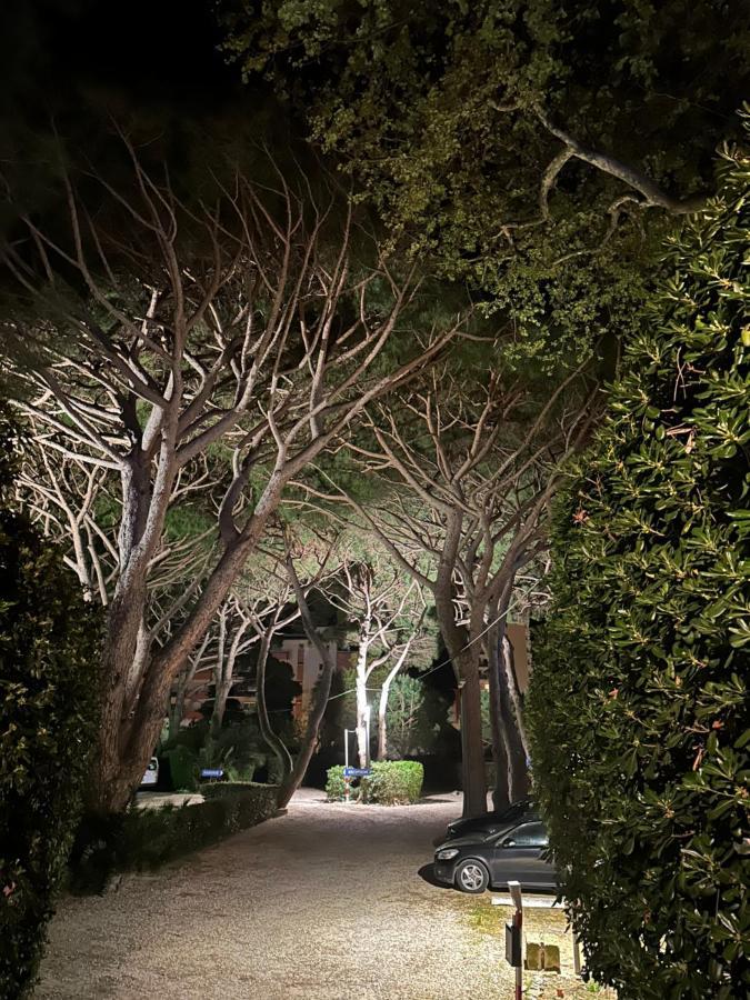 Hotel Beau Rivage Le Lavandou Exteriér fotografie