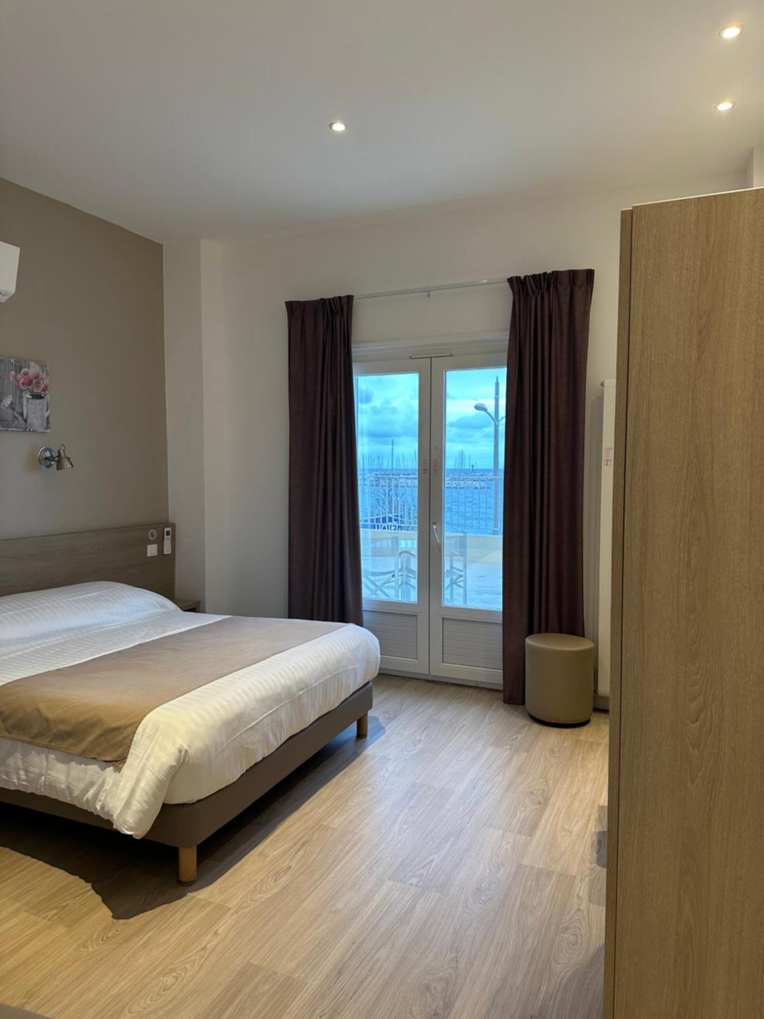 Hotel Beau Rivage Le Lavandou Exteriér fotografie