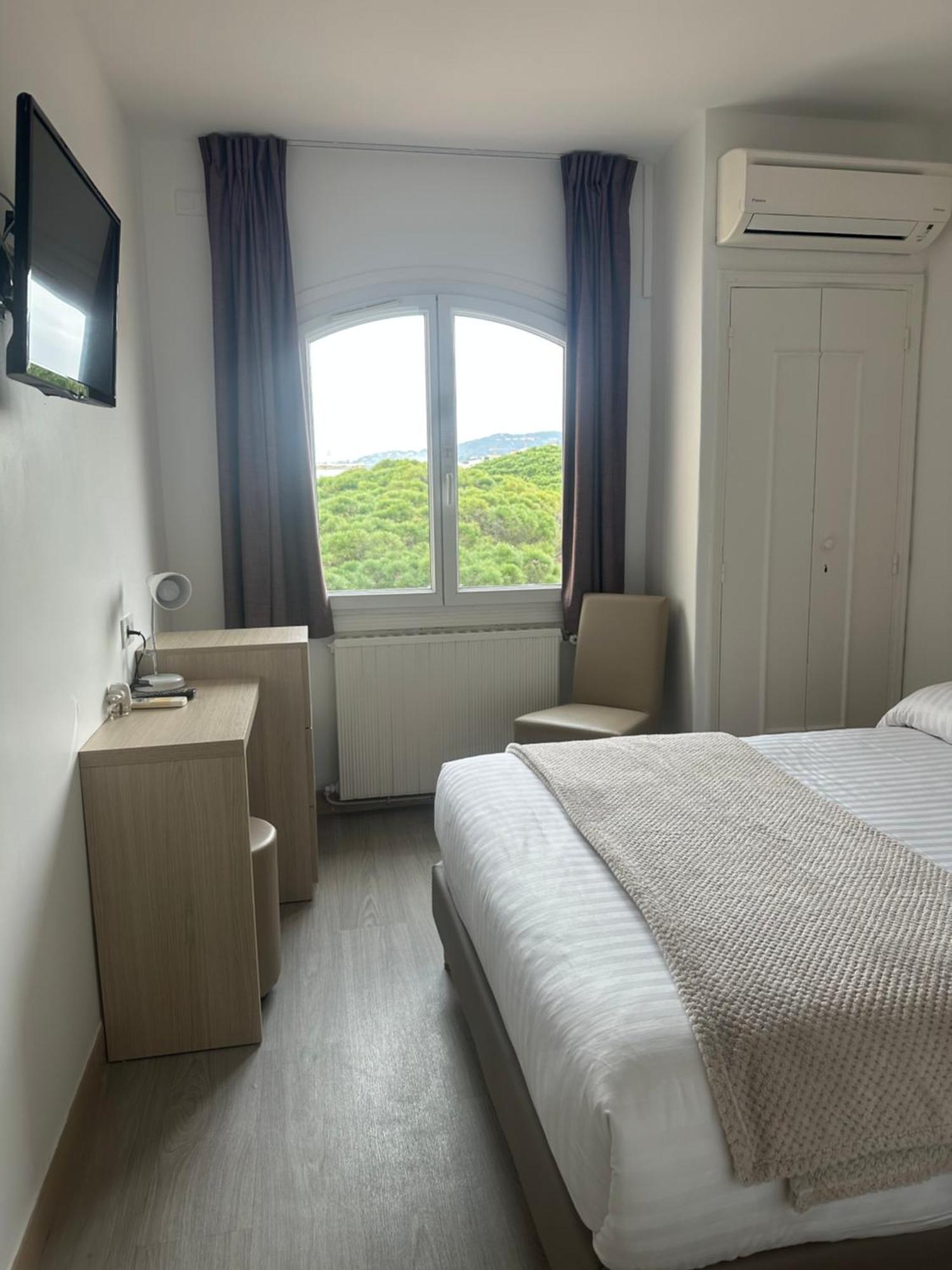 Hotel Beau Rivage Le Lavandou Exteriér fotografie