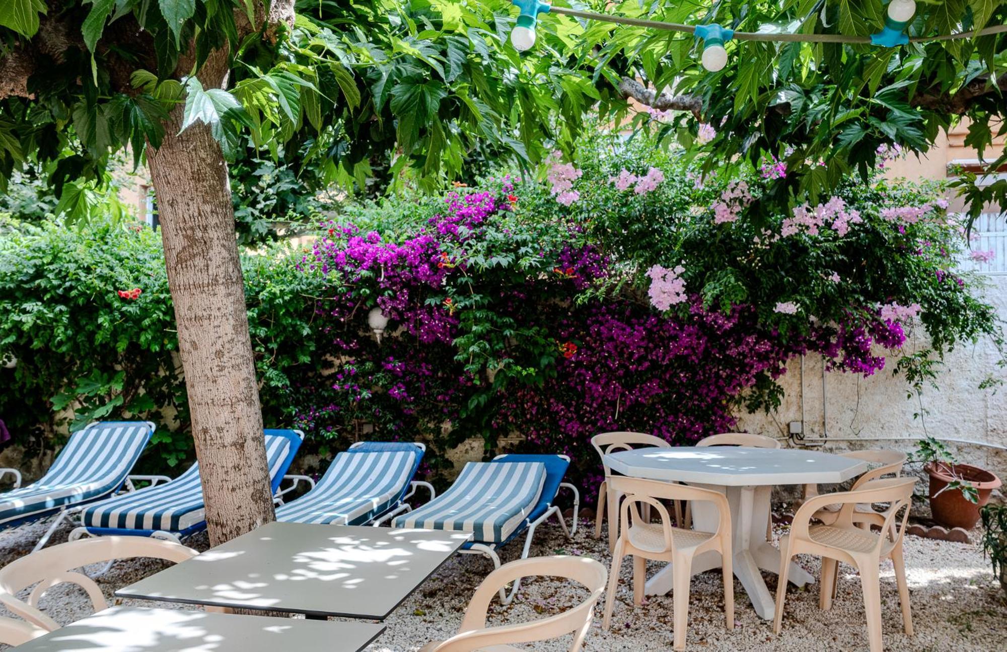 Hotel Beau Rivage Le Lavandou Exteriér fotografie